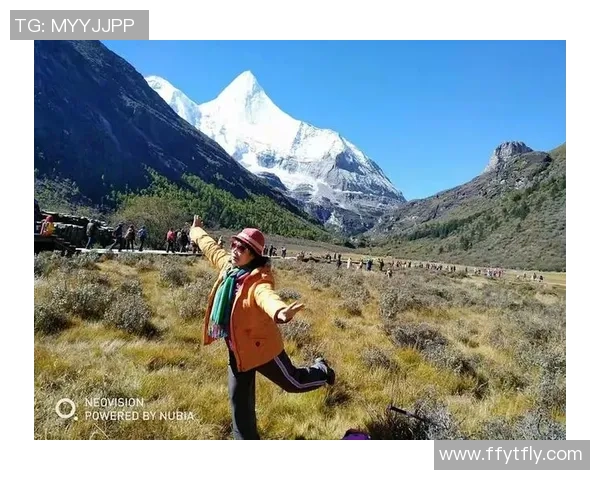 羽毛球场上的追梦旅程:刘丽的坚持与成长故事 羽毛球场上的追梦旅程:刘丽的坚持与成长故事