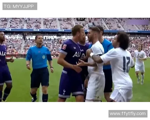 西村足球明星的崛起与成就探秘以及对足球界的影响分析 西村足球明星的崛起与成就探秘以及对足球界的影响分析